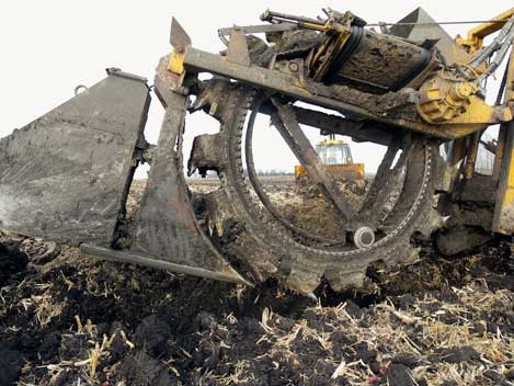 Wheel Trencher | Wolfe Man 8000