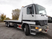 Mercedes Benz Recovery Truck