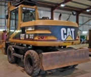 CAT M312
