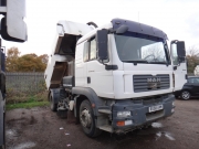 Johnston V800 Dual Sweeper
