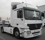 Mercedes Benz Truck Tractor units
