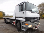 Mercedes Benz Recovery Truck